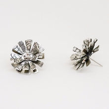 Wildflower Earrings - Textured